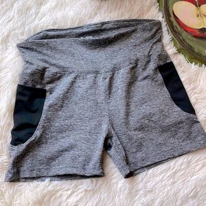 Series 8 Workout Yoga Running Biker Shorts With Pockets Size Medium